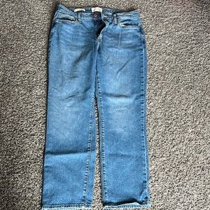 Universal Thread High Rise Slim Straight Jeans